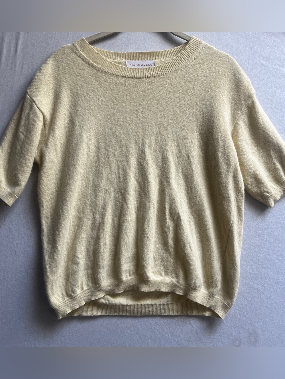 Bianco & Blu Italy Pale Yellow Wool Cashmere Silk Blend Short Sleeve Sweater M